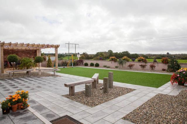 Arvalee Retreat With Outdoor Hottub Bed & Breakfast Omagh Bagian luar foto