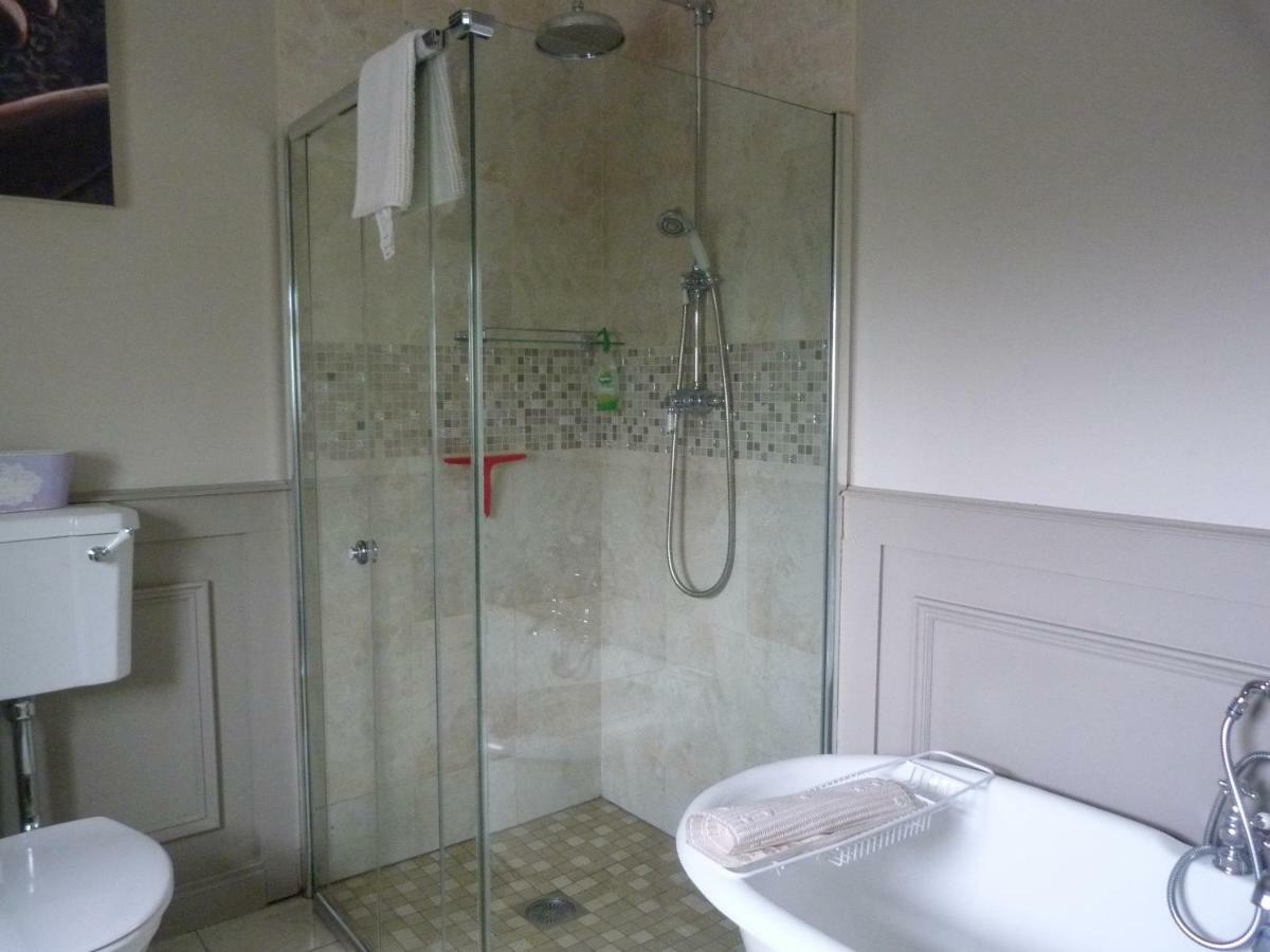 Arvalee Retreat With Outdoor Hottub Bed & Breakfast Omagh Bagian luar foto